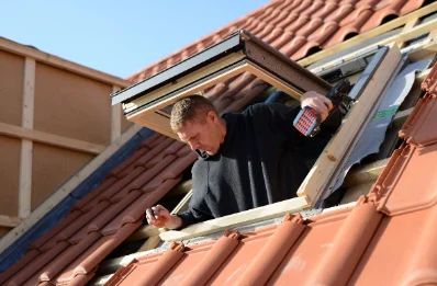 Pose de fenêtres de toit Velux au Louverot